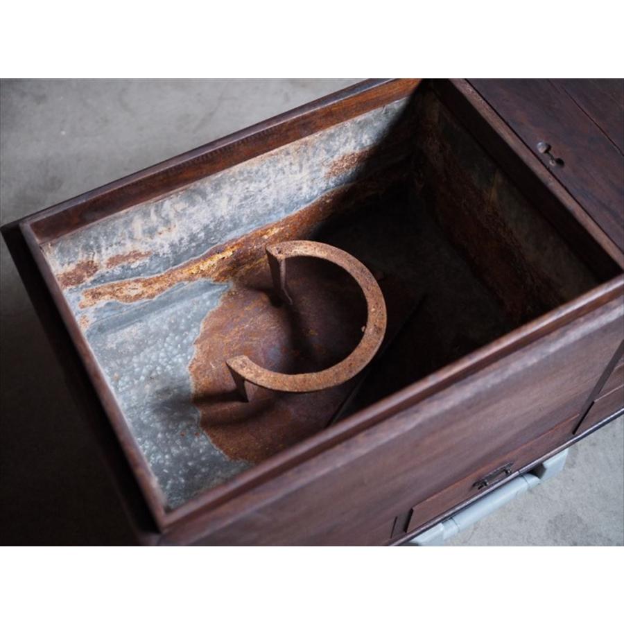 欅造り重量級長火鉢 昭和初期 古録展 送料別 Kサイズ 中古 品番K1923