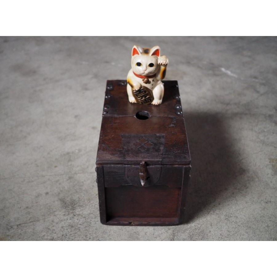 重厚感ある明治時代の貯金箱 アンティーク銭函 100年モノ 古録展