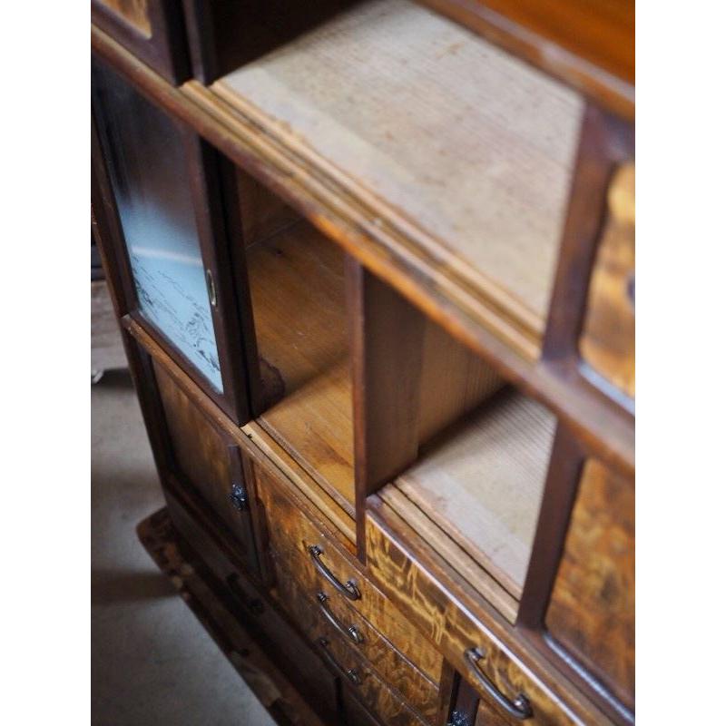 昭和レトロ 美しい杢目の茶箪笥 昭和中期 古録展 送料別 Lサイズ 中古