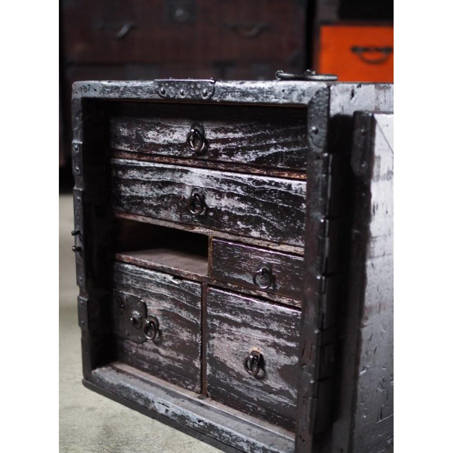 江戸時代の船箪笥 船金庫 引き出し欠品有アウトレット 古録展 江戸時代の船箪笥 船金庫 引き出し欠品有アウトレット 古録展