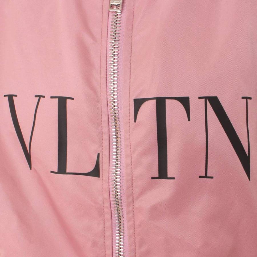 ヴァレンティノVLTNロゴピンクブルゾン　ピンク ヴァレンティノVLTNロゴピンクブルゾンピンク