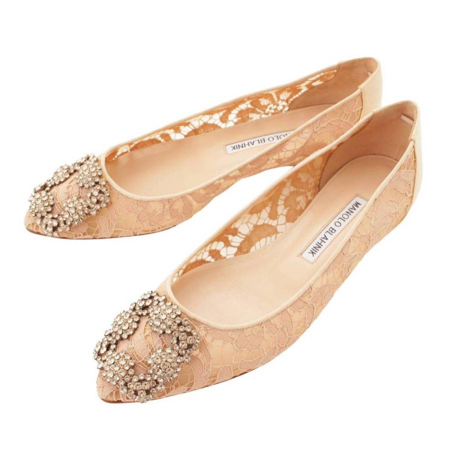 マノロブラニクハンギシ36 レース