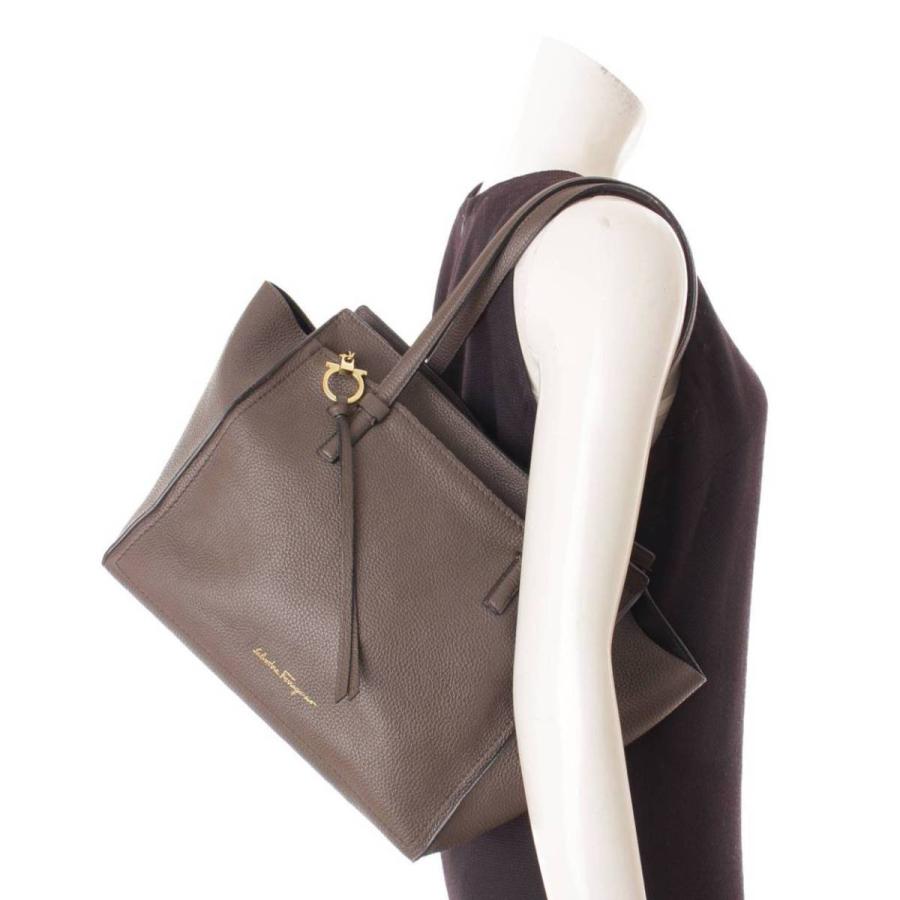 Salvatore Ferragamo AMY エイミー レザー ハンドバッグ ガンチーニ 