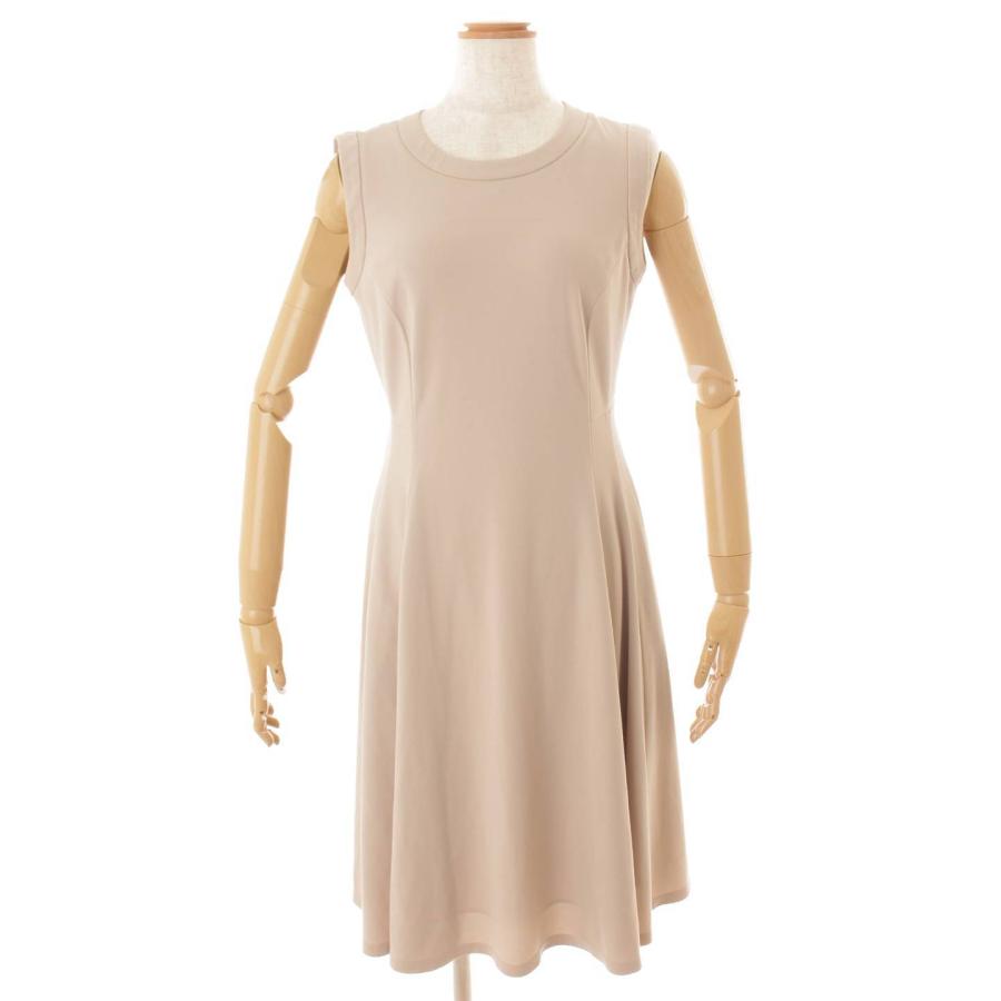 フォクシーニューヨーク】Foxey New York ストレッチ ノースリーブ