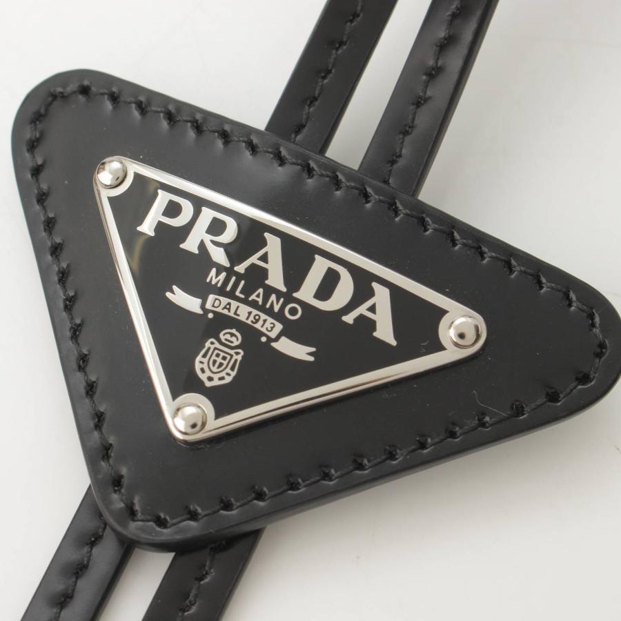 プラダ】Prada サフィアーノレザー 三角ロゴプレート ボウタイ