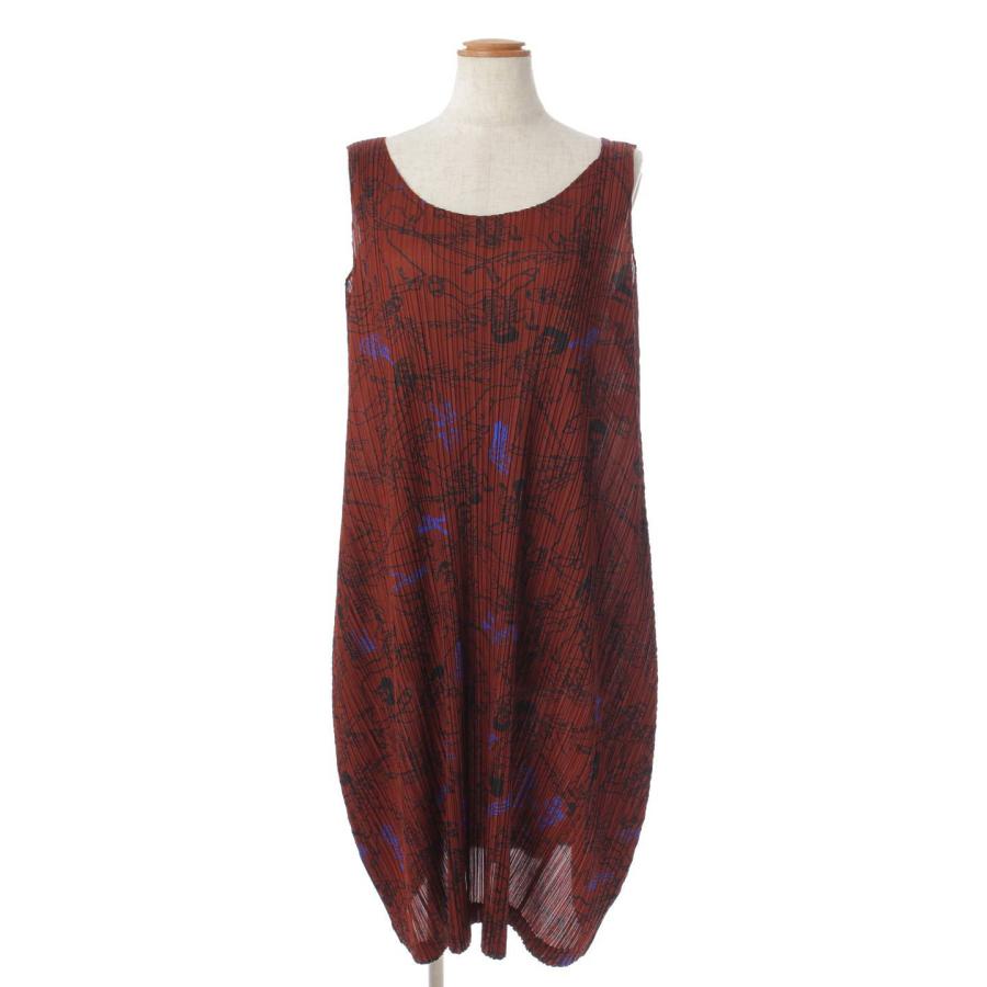 PLEATS PLEASE ノースリーブワンピース Terry Johnson PLEATS PLEASE ノースリーブワンピース Terry Johnson