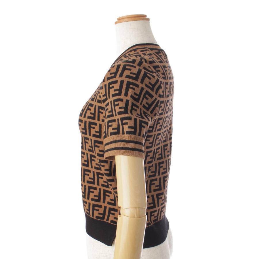 FENDI サマーニット 半袖 ベージュ 46 美品 FENDI サマーニット 半袖 ベージュ 46 美品 FENDI サマーニット