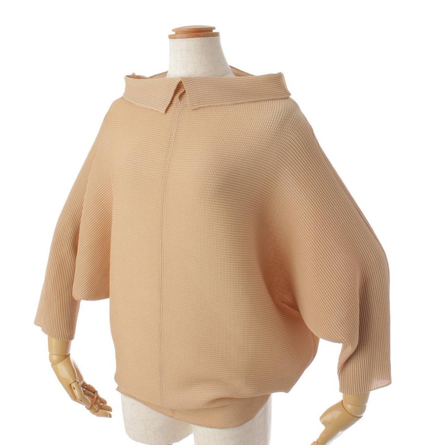me ISSEY MIYAKE 【ミー イッセイミヤケ】me MIYAKE 23年 DOLMAN me ISSEY MIYAKE 【ミー イッセイミヤケ】me MIYAKE 23年 DOLMAN
