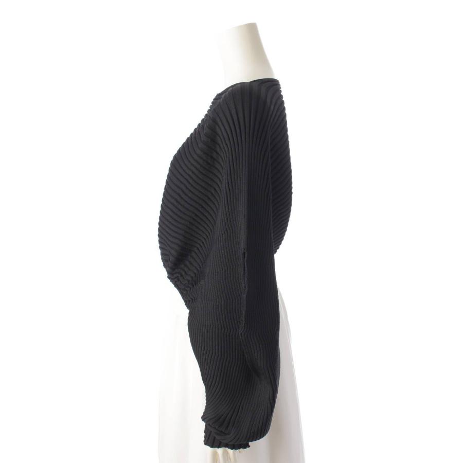 イッセイミヤケ】Issey miyake 23SS FLUIDITY TUBE ショート丈 ニット 