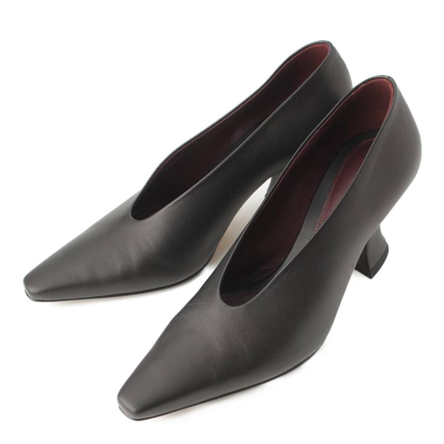 Bottega Veneta アーモンドパンプス36 BOTTEGA VENETA(ボッテガヴェネタ) アーモンドパンプス ベージュ