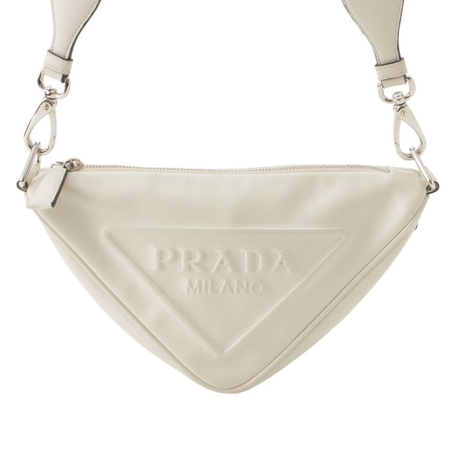 PRADA 【プラダ】Prada ロゴエンボス トライアングル レザー PRADA 【プラダ】Prada ロゴエンボス トライアングル レザー