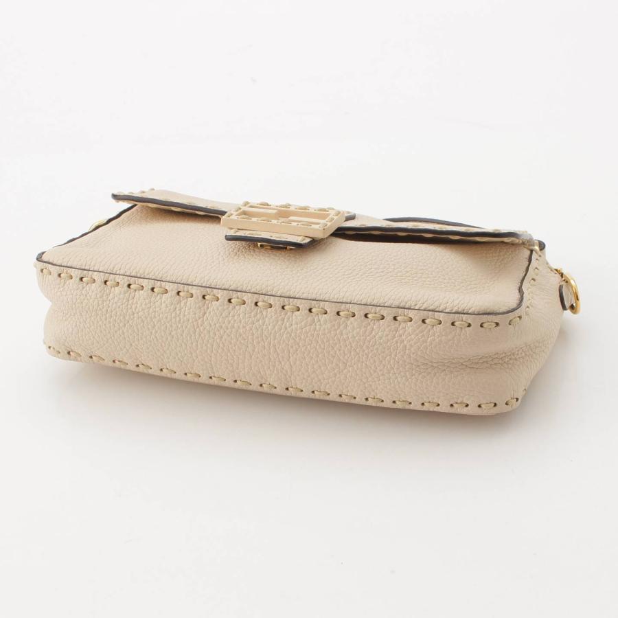 FENDI 【フェンディ】Fendi マンマバケット セレリア レザー FENDI 【フェンディ】Fendi マンマバケット セレリア レザー