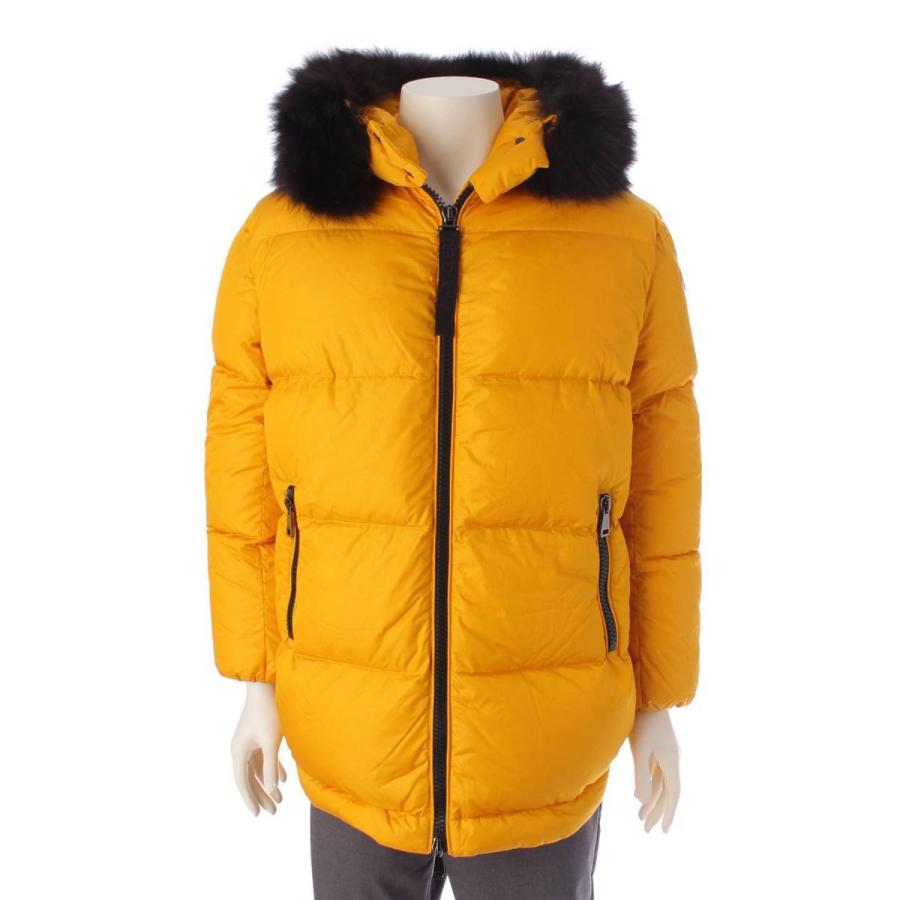 MONCLER イエローフードジャケット