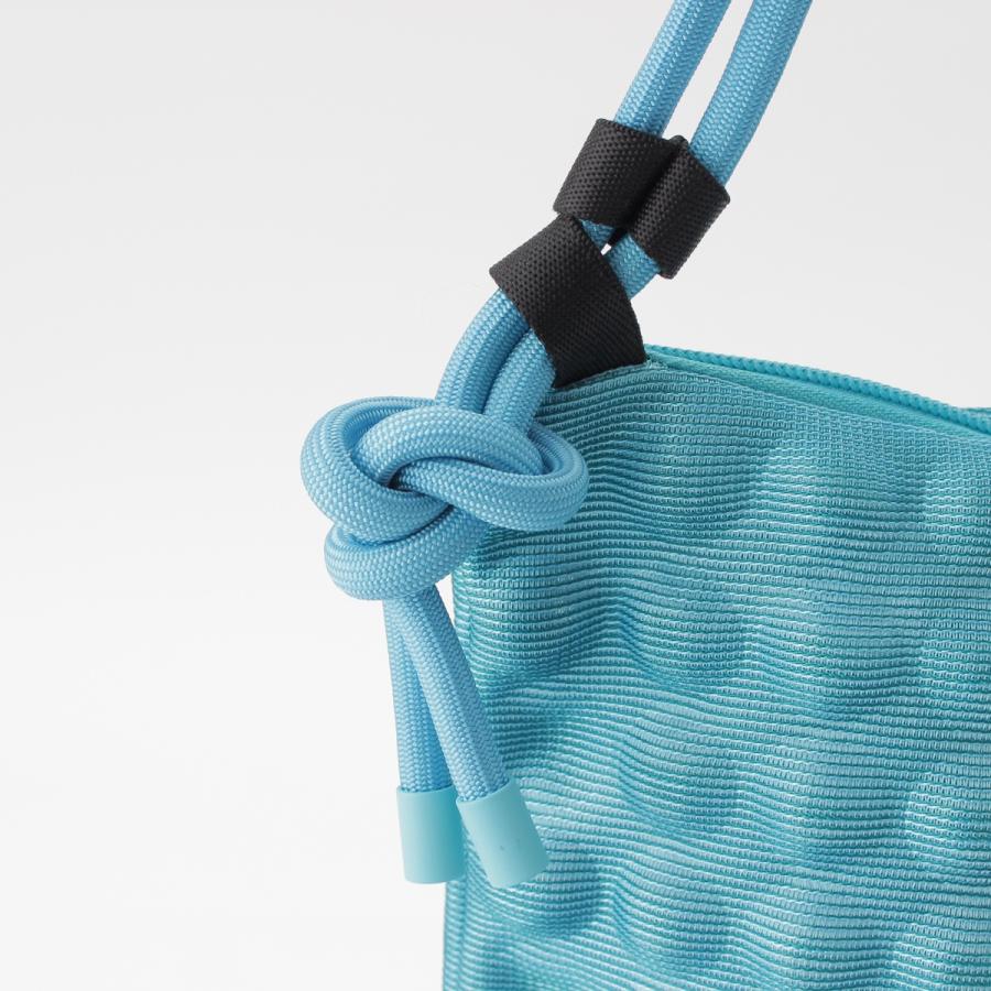 プリーツプリーズ イッセイミヤケ ナイロン ラウンドエンボス 2WAY  