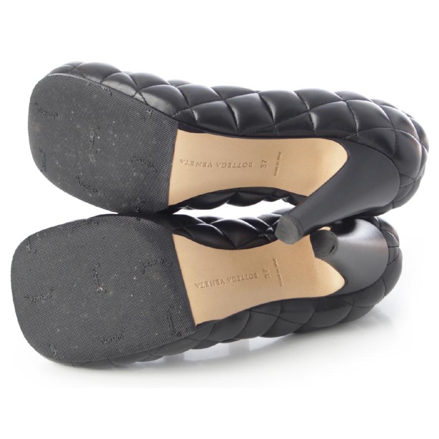 BOTTEGA VENETA（ボッテガ・ヴェネタ） パデッドカセット レザー