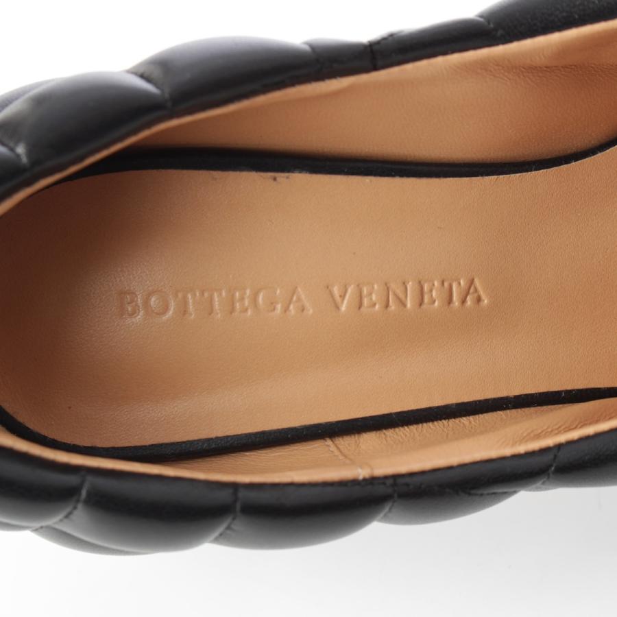 BOTTEGA VENETA（ボッテガ・ヴェネタ） パデッドカセット レザー