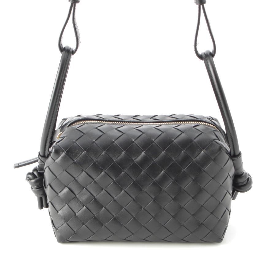 BOTTEGA VENETA（ボッテガ・ヴェネタ） レザー イントレチャート