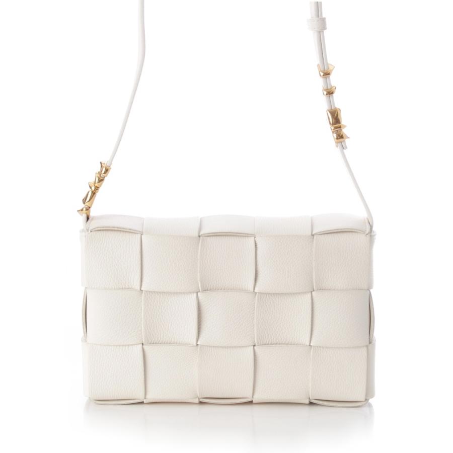 BOTTEGA VENETA（ボッテガ・ヴェネタ） イントレチャート カセット