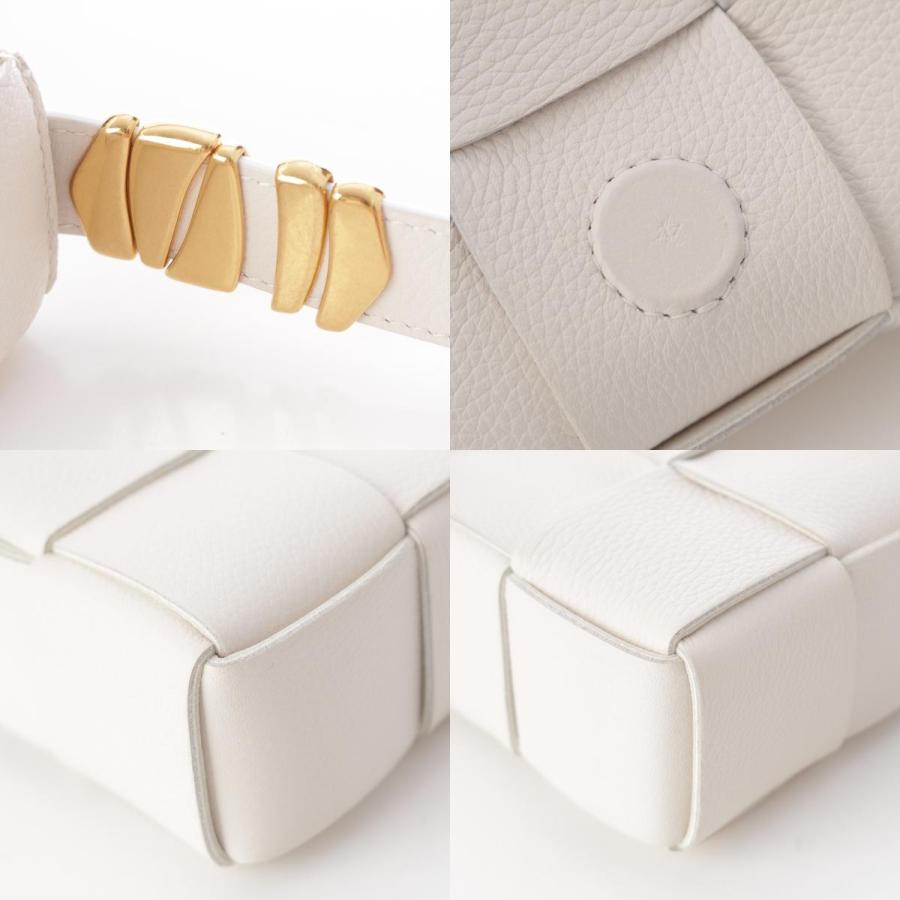 BOTTEGA VENETA（ボッテガ・ヴェネタ） イントレチャート カセット
