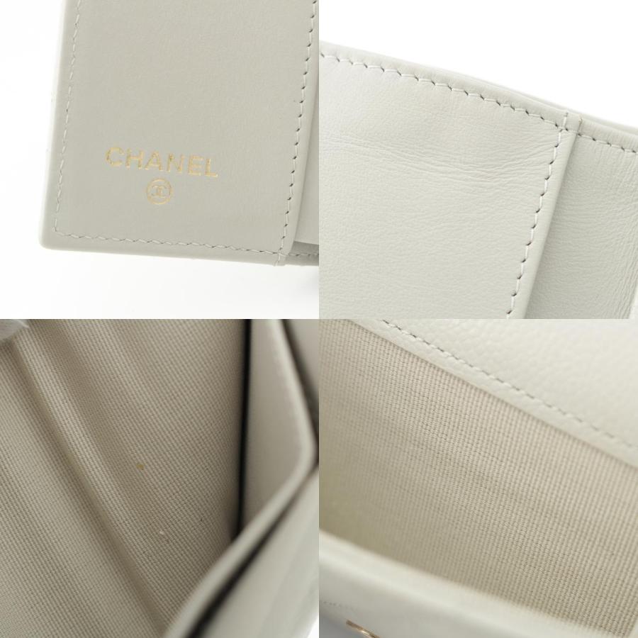 【本日限り！】シャネル キャビアスキン コンパクト ココマーク正規品保証2482 CHANEL シャネル キャビアスキン ココマーク マトラッセ