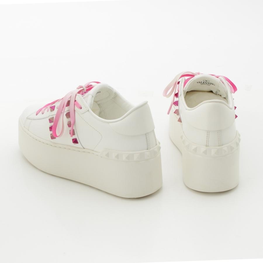【良品】ヴァレンティノ スタッズ スニーカー ホワイト ピンク 37 23.5 ヴァレンティノ レザー スタッズ 厚底 スニーカー 4W2S0GG8MTG ピンク