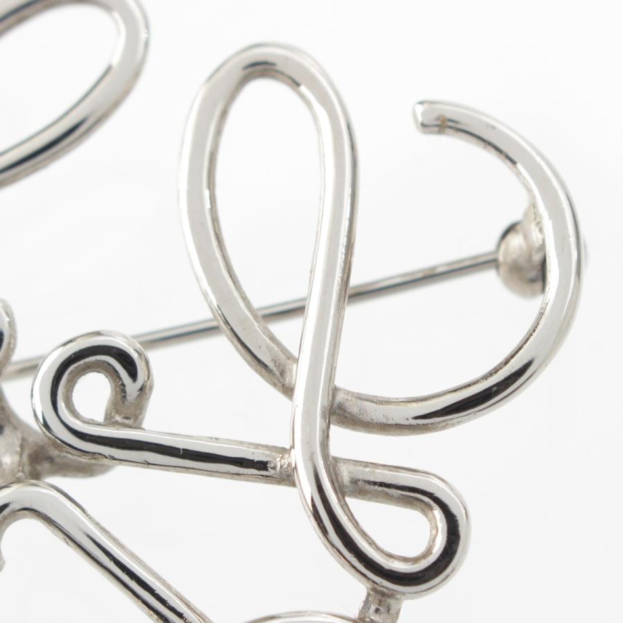 ロエベ　アナグラム　シルバーブローチ LOEWE（ロエベ） アナグラム ロゴ ブローチ シルバー【中古】 : www