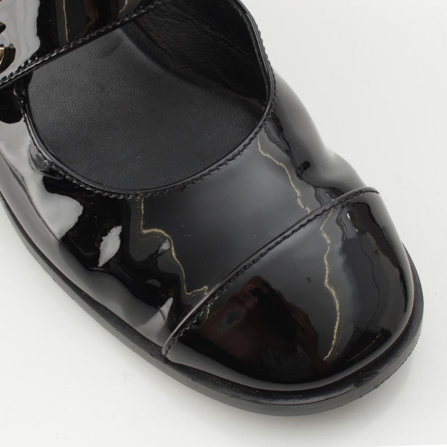 CHANEL（シャネル） パテントレザー ココマーク ターンロック ラウンド