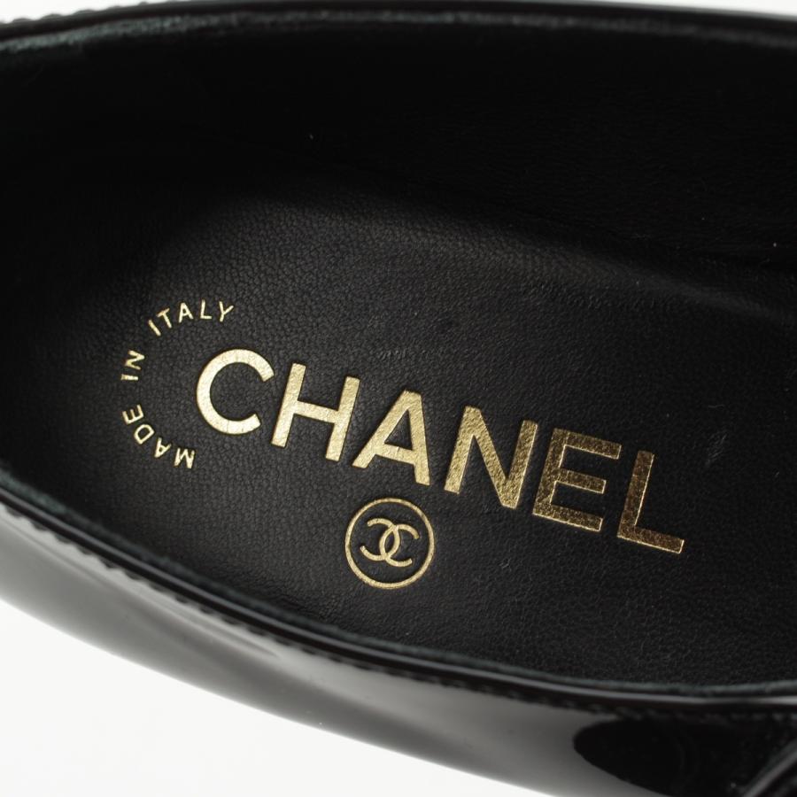 CHANEL（シャネル） パテントレザー ココマーク ターンロック ラウンド