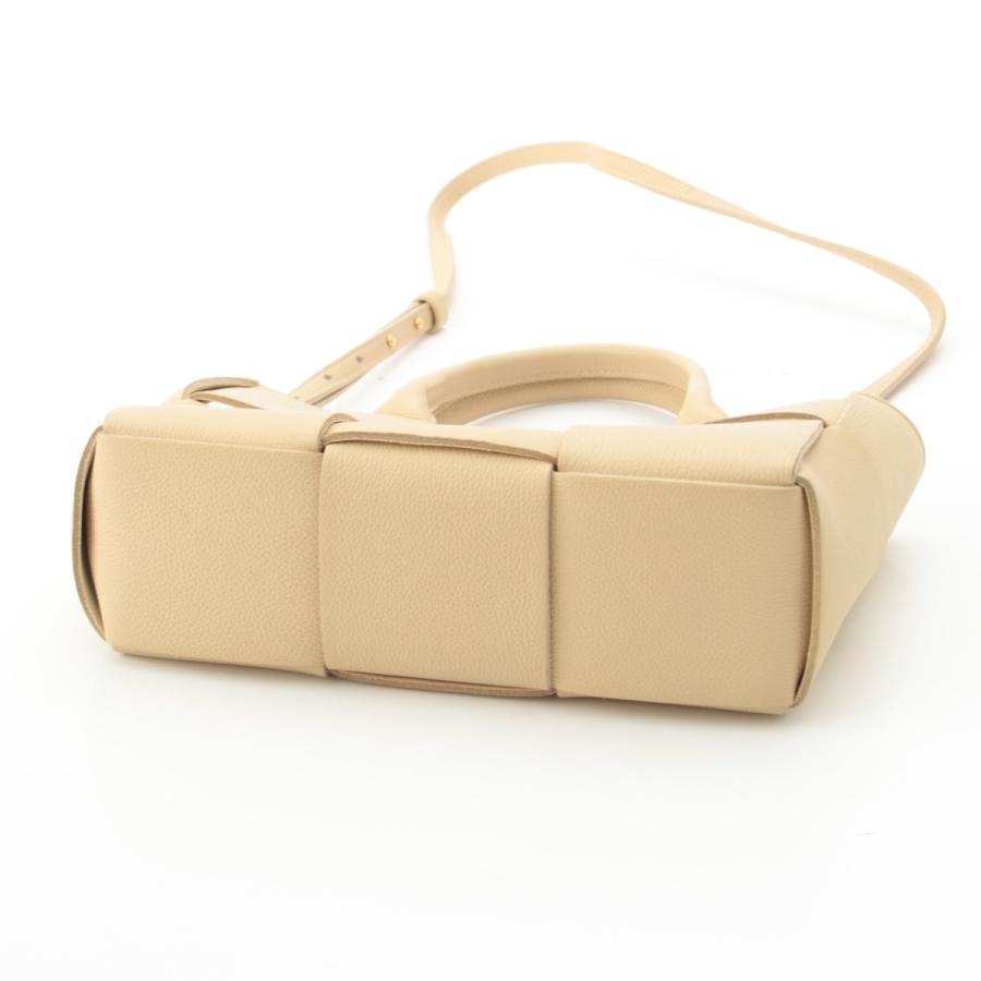 ボッテガヴェネタ レザー マキシイントレチャート ミニ アルコ 2WAY ハンドバッグ 709337 ベージュ【中古】_4