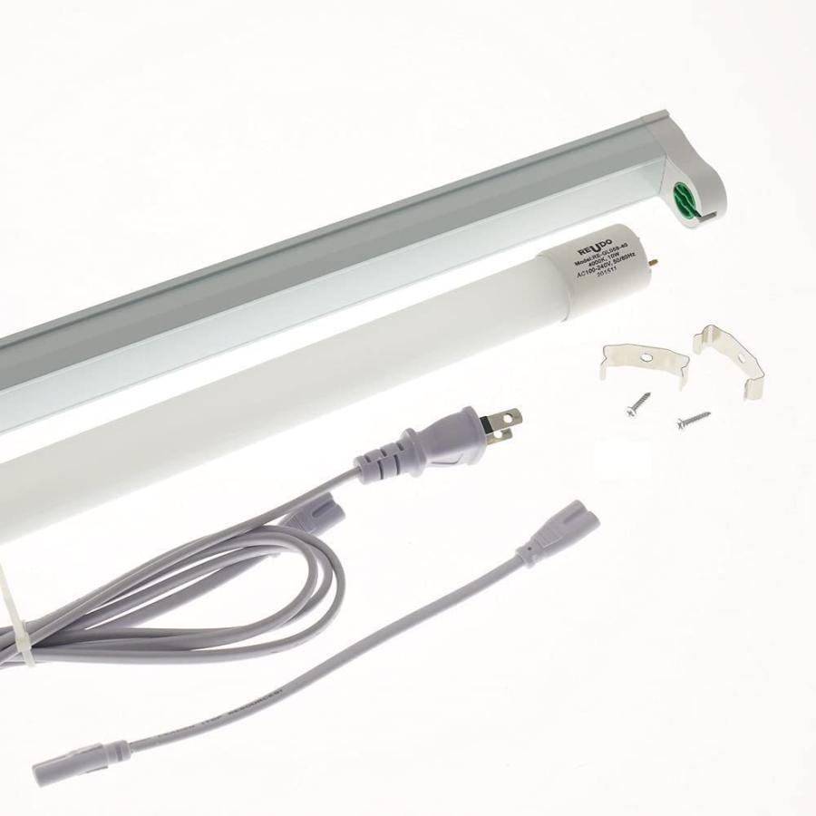 LED蛍光灯専用トラフ器具20形 + LED蛍光灯セット ACコンセントに差込む