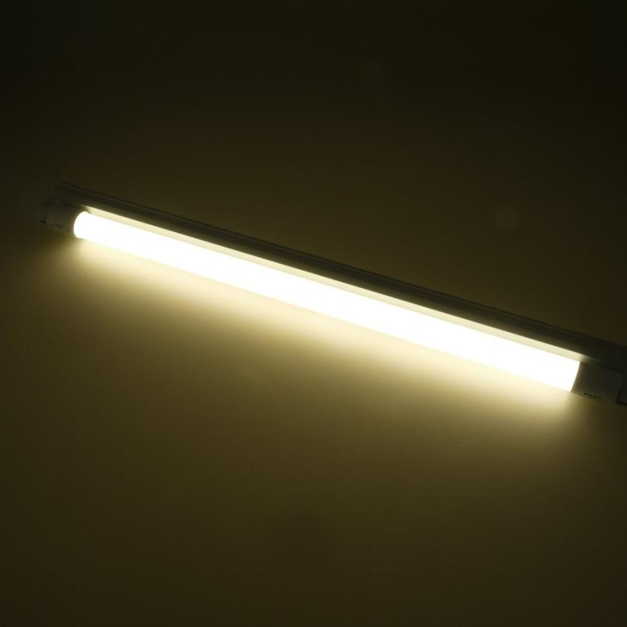 LED蛍光灯専用トラフ器具20形 + LED蛍光灯セット ACコンセントに差込む