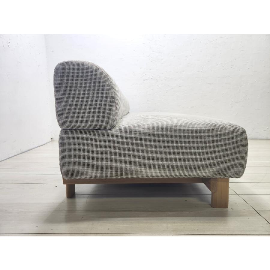 KNS KARIMOKU カリモク ニュースタンダード 3-SEATER BENCH KNS KARIMOKU カリモク ニュースタンダード 3-SEATER BENCH