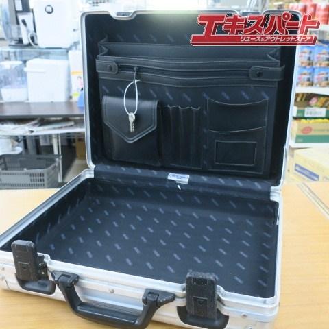 RIMOWA リモワ アタッシュケース 平塚店 : リユースエキスパート