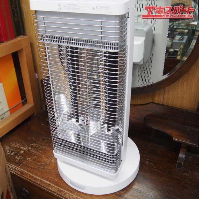 【未使用品】ダイキン セラムヒート 遠赤外線 ERFT11WS 極暖 動作確認済み 2019年製 遠赤外線 セラムヒート ダイキン ERFT11WS