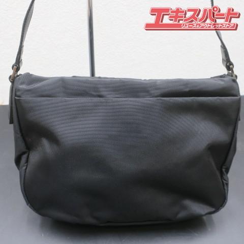 美品 AIGNER アイグナー ナイロン ショルダーバッグ ブラック 保存袋