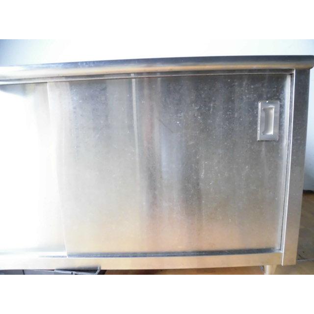 スライド扉式　吊り棚　ステンレス製品　食器棚　収納棚　中古品 スライド扉式 吊り棚 ステンレス製品 食器棚 収納棚 中古品 楽天