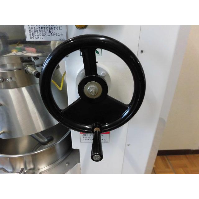 中古厨房 業務用 関東 混合機 カントー ミキサー HPI-30M 三相 200Ｖ W600×D760×H1240mm ステンレスボウル ドゥフックの画像