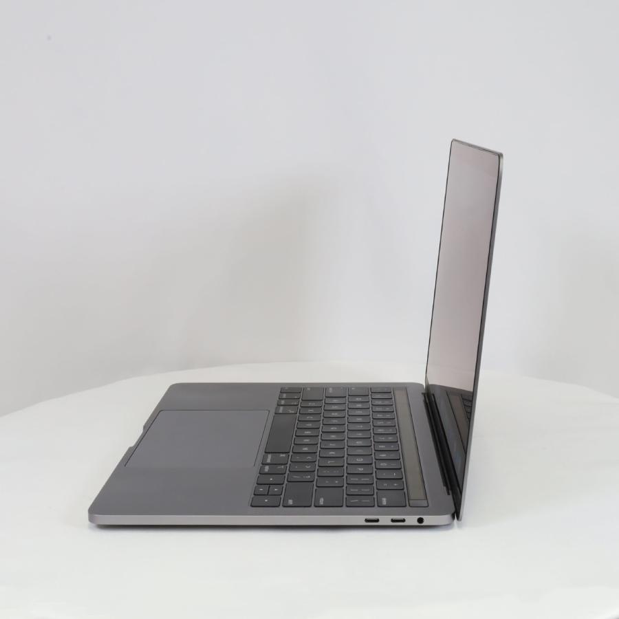 MacBook Pro 13-inch 2019 Four Thunderbolt 3 ports Cランク スペース