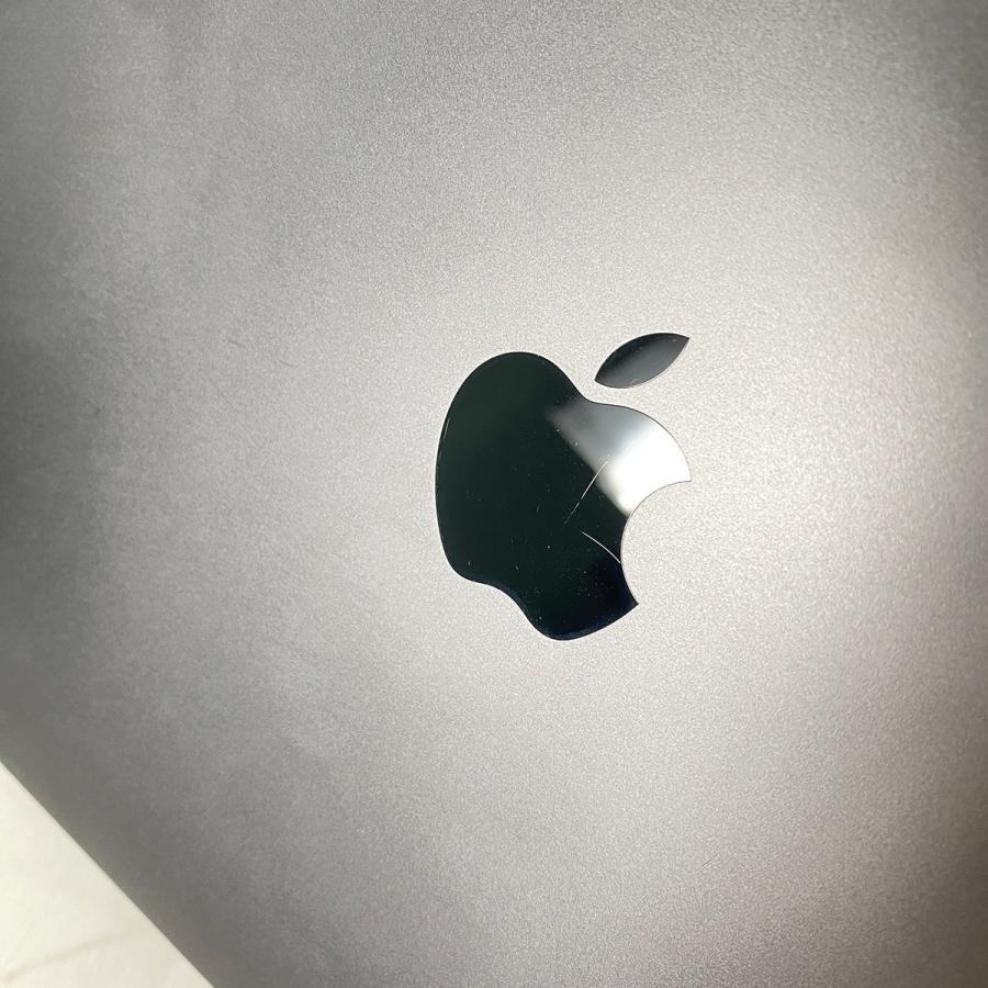 MacBook Pro 13インチ Thunderbolt 3ポート x 4 2020 ランク：C カラー