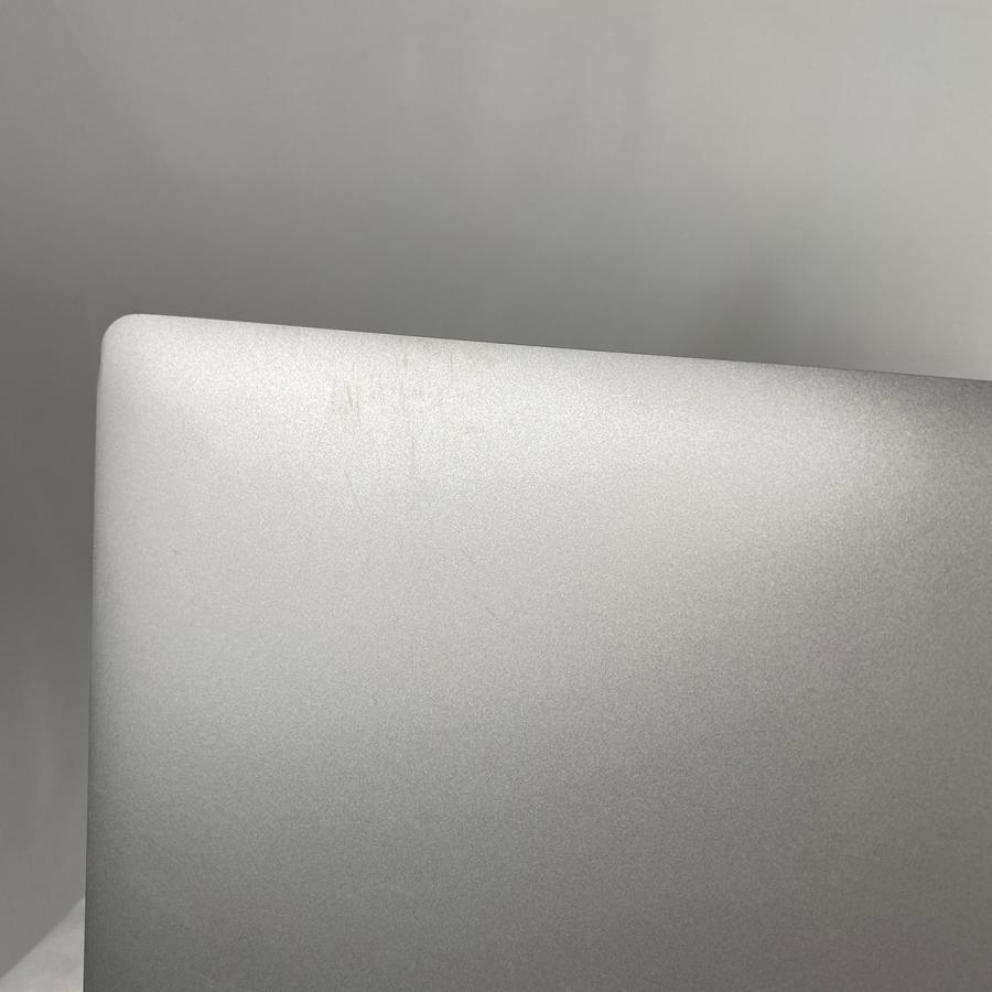 MacBook Pro 15-inch 2018 ランク:C2 カラー:シルバー MacBook Pro 15-inch 2018 ランク:C2 カラー:シルバー