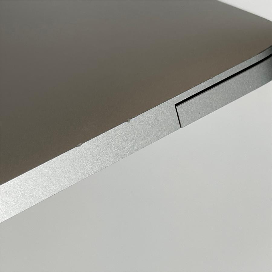 MacBook Pro 13インチ 2019 Four Thunderbolt 3 ports シルバー 512GB