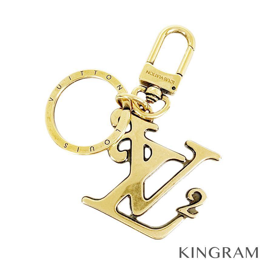 ルイ ヴィトン ポルトクレスクエアード Mp2715 ゴールド メタル キーホルダー キーケース Rkd 中古 Rkd キングラムモール 通販 Yahoo ショッピング