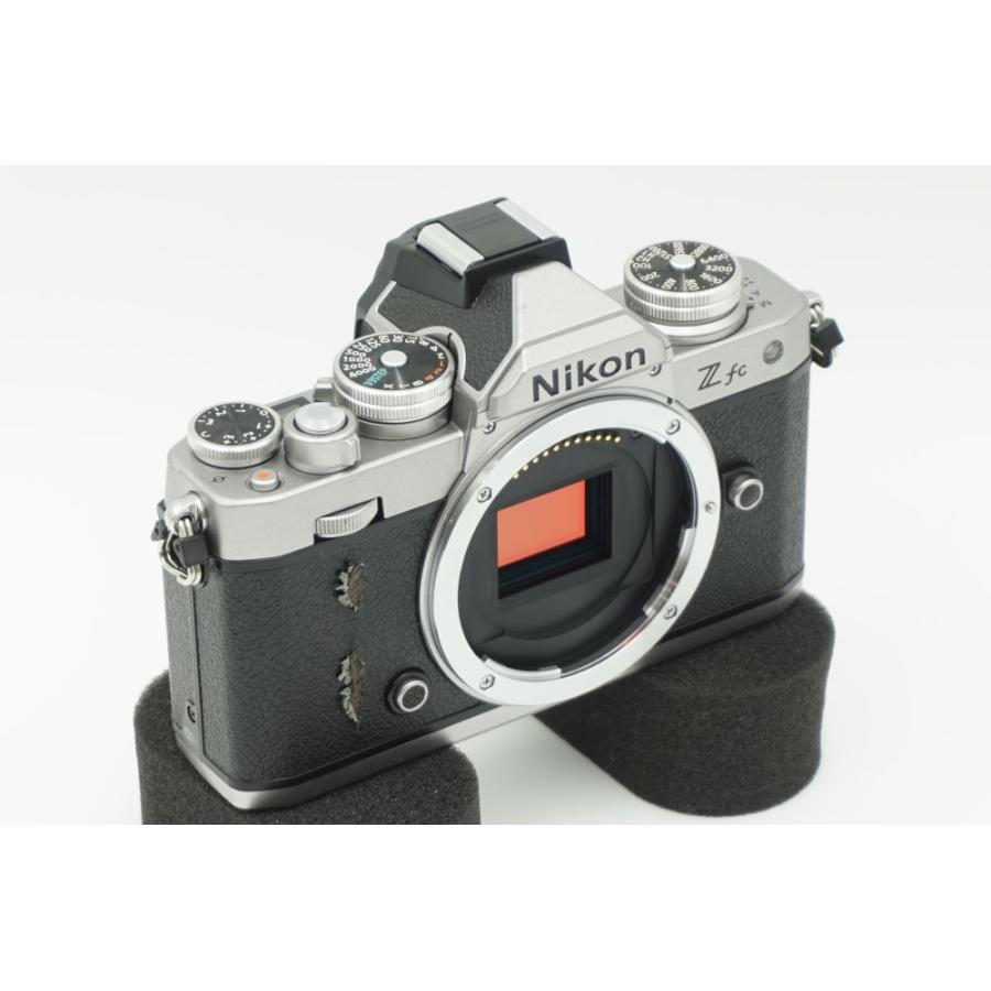 Nikon ミラーレス一眼カメラ Z fc ボディ Zfc シルバー : リバリュー