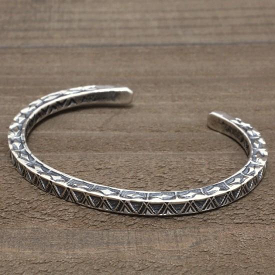 Indian Jewelry(インディアン ジュエリー) 】 ナバホシルバー Indian Jewelry(インディアン ジュエリー) 】 ナバホシルバー