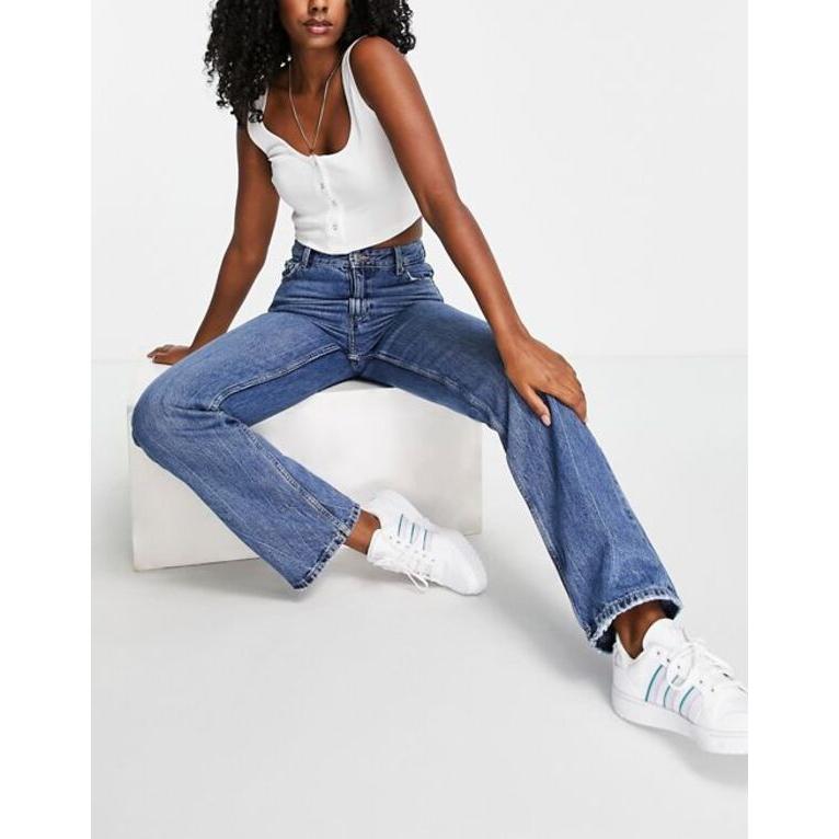 ベルシュカ レディース ボトムス デニムパンツ ジーンズ Bershka high waisted dad jean in medium blue｜revida2｜04