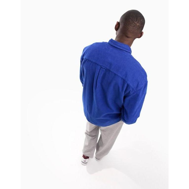 の正規品は正規取扱店で エイソス メンズ シャツ トップス ASOS DESIGN 90s oversized cord shirt in bright cobalt blue