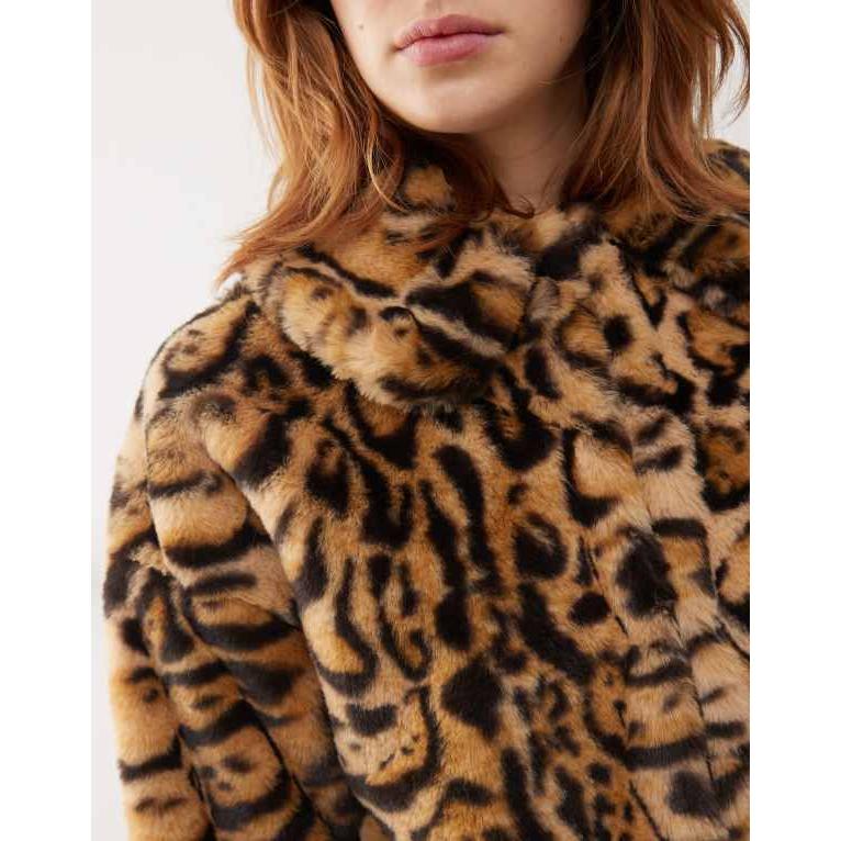 ヴィンテージ レディース コート アウター Reclaimed Vintage cropped faux fur jacket in animal print 【ノーリーズ】