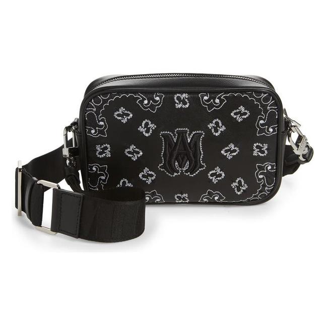 冬の華 アミリ メンズ ボディバッグ・ウエストポーチ バッグ Bandana Pattern Leather Camera Case 通販 アミリ メンズ ショルダーバッグ バッグ Monogram Logo Leather Camera Bag