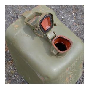 軍放出品 オイルタンク スウェーデン軍 5リットル 軍払下げ品 軍 軍放出品 オイルタンク スウェーデン軍 5リットル 軍払下げ品 軍