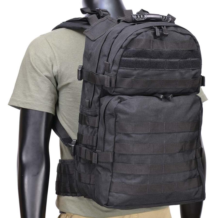 CONDOR バックパック　30L　MOLLEシステム CONDOR バックパック 30L MOLLEシステム ミリタリーリュックの
